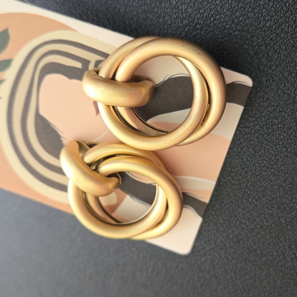 Matte Gold Trendy Double Hoop Post Earrings, NWT - Picture 9 of 9
